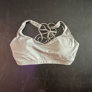 Lululemon free to be Sports Bra